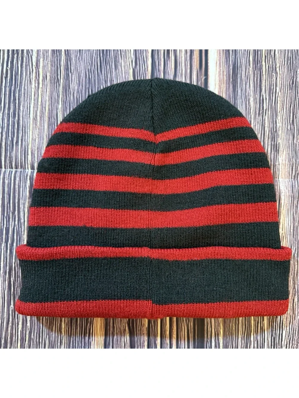 Nike Beanie Knit Hat Black Red Striped Swoosh Logo Youth One Size Unisex
